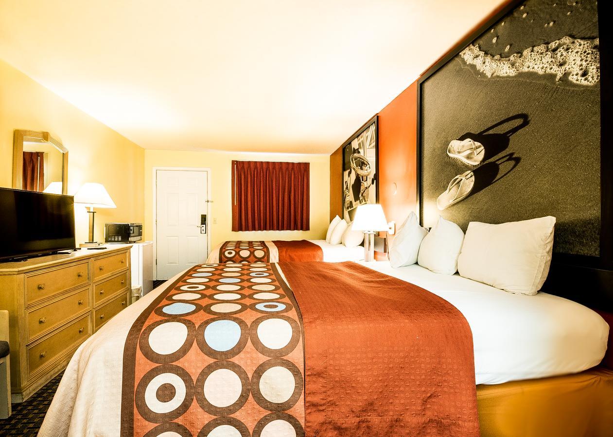 Super 8 By Wyndham Chipley Hotel Eksteriør billede